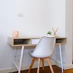 Ultimo Escape - Walk To City - Unique 2 Bedroom Apt - Sleeps 8